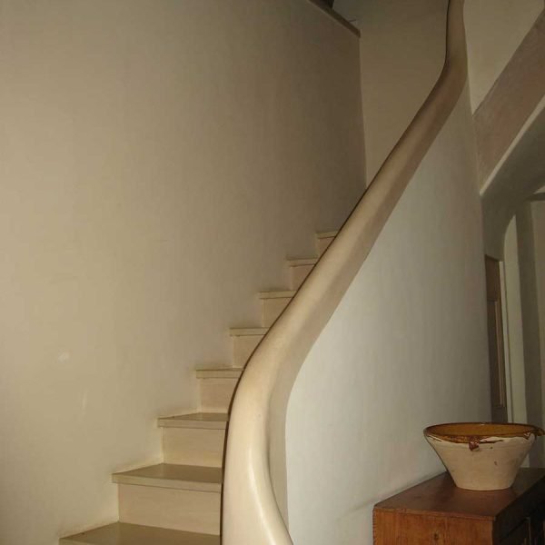 escalier colimaçon dans le Gard