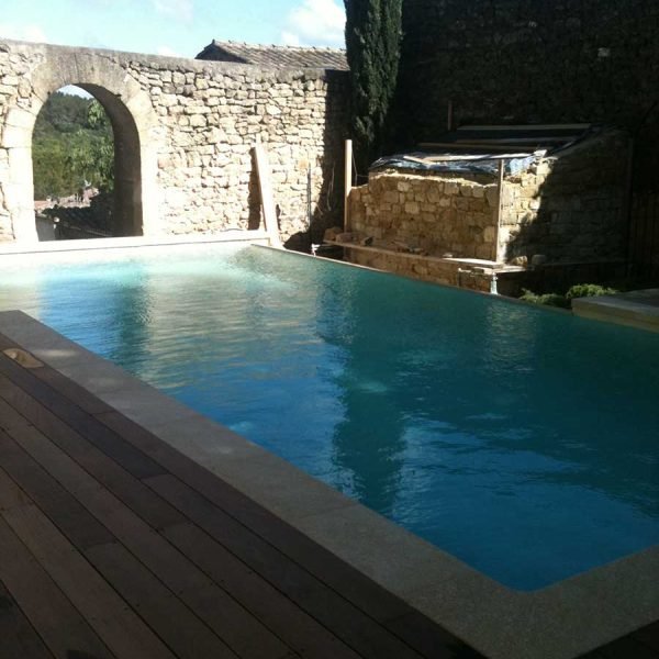 installation piscine extérieure bois