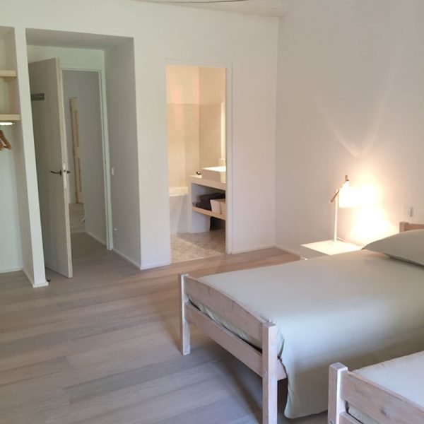 rénovation chambre ancienne gard
